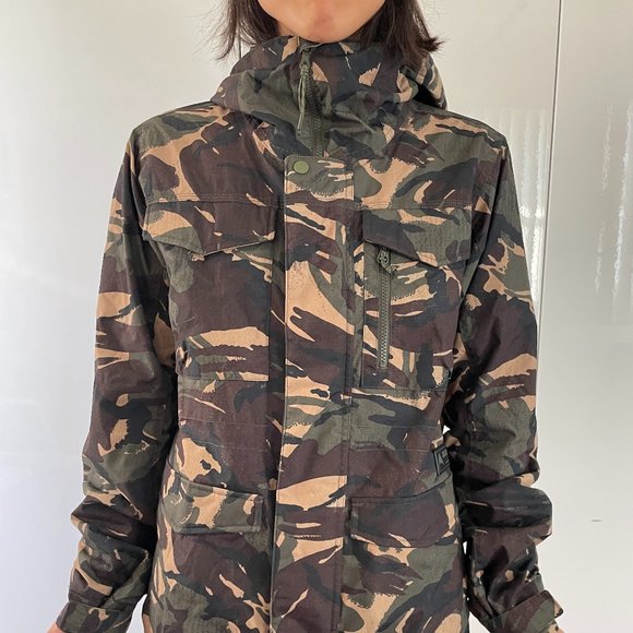 Men's Burton GORE-TEX Radial Insulated Snow Jacket - Picture 14 of 16